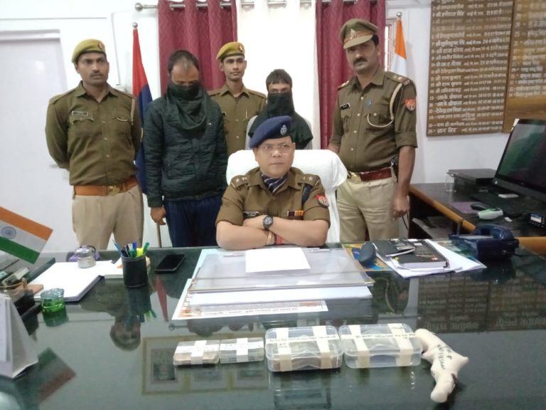 मदद के बहाने एटीएम कार्ड बदल, पैसा निकालने वाले दो गिरफ्तार