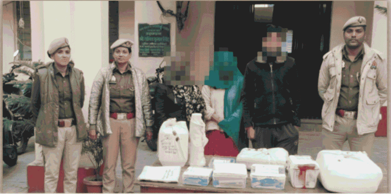 कसया में स्पा सेंटर की आड़ में देह व्यापार : 01 अभियुक्त व 02 महिला अभियुक्ताएं गिरफ्तार