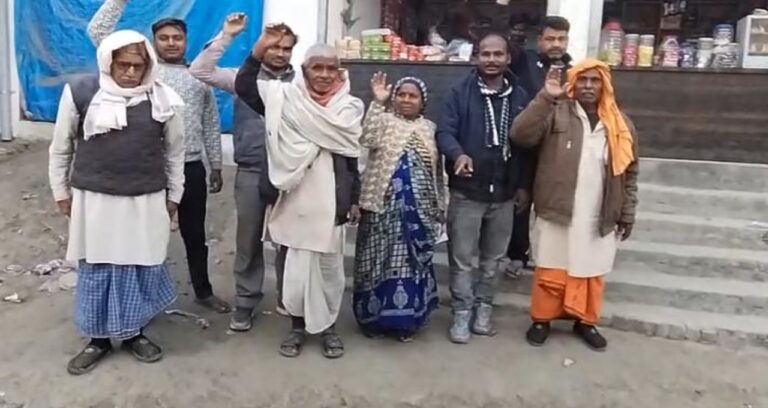 खुली नाली बनी मुसीबत, ग्रामीणों ने किया प्रदर्शन, सीएम को लिखा पत्र