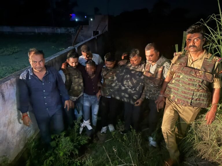 कुशीनगर: 50 हजार के इनामी बदमाश से मुठभेड़, दारोगा की पिस्टल छीनकर भागने वाले के पैर में लगी गोली